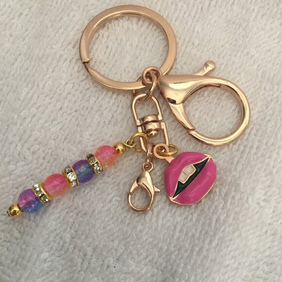 Beaded Charm Keychains – 8 Unique Styles to Choose From! - Picture 4 of 8